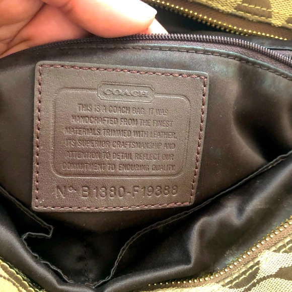 Coach canvas and leather shoulder bag - Picture 3 of 3